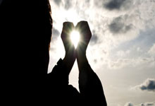 开云体育官网-DK绝杀塞维利亚，迪马利亚三分雨点燃全场宿命之战2025世界赛，成为赛场最大亮点