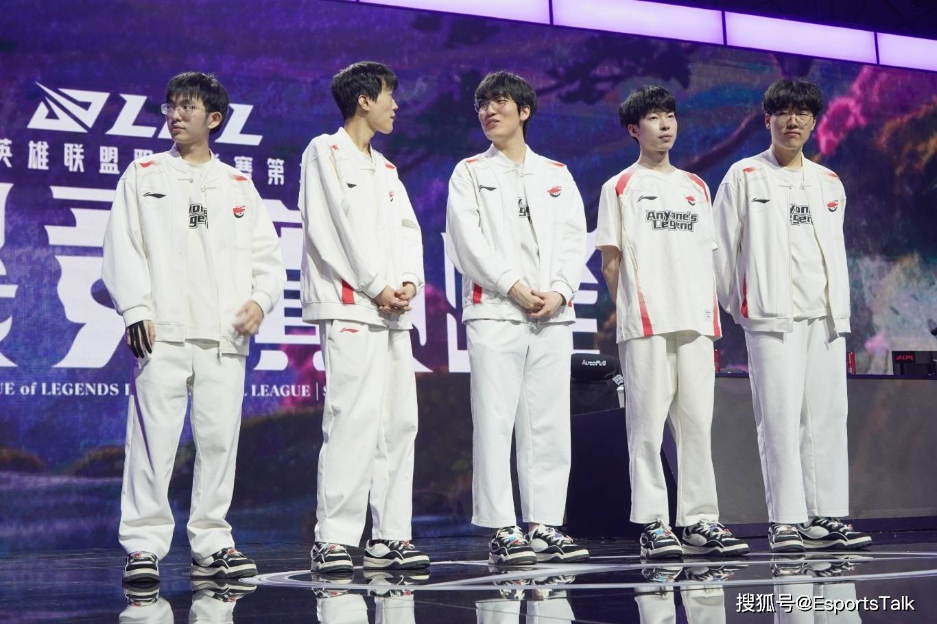 开云APP-DFM险胜BRO，Xiaohu关键团战开团秒人宿命之战小组赛，技惊四座的简单介绍