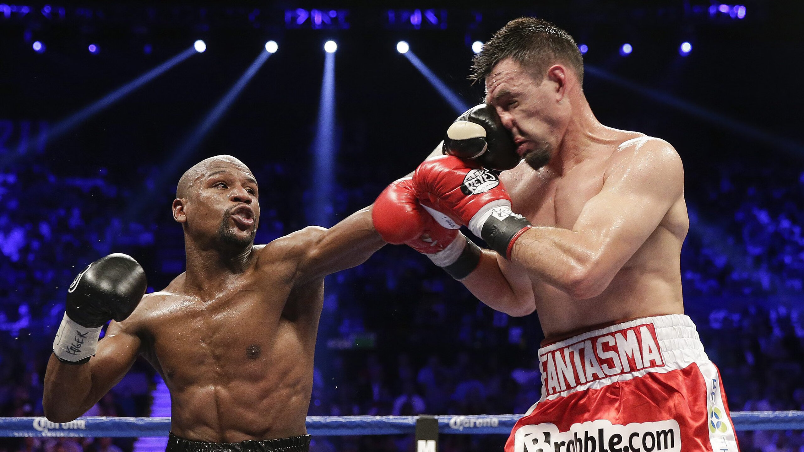 天使之翼划破夜空,迪马利亚如何定义决定性球员