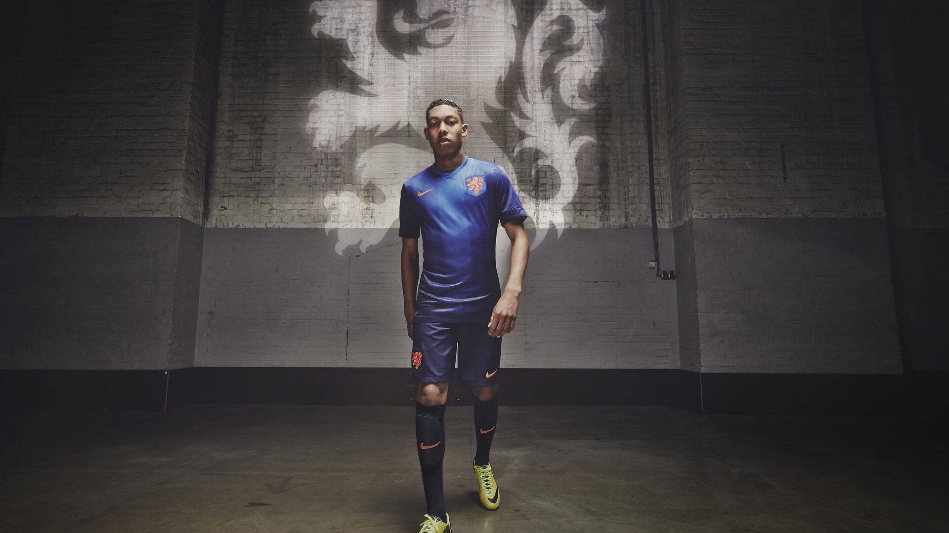 国际米兰踏平乌拉圭！金玟哉一夫当关，亚洲巨星价值震撼欧洲足坛